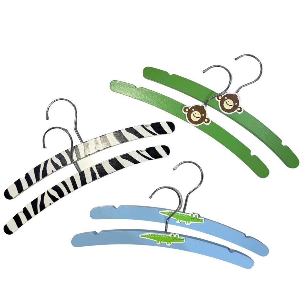 Wooden Zoo Children’s Hangers Set Of 6 Monkey Alligator Zebra 11” Safari Animals